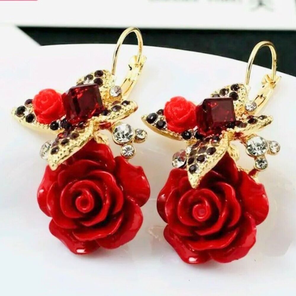 Realistic 3D Red ROSE Flower Earrings NEW Dangle Pierced Rhinestones Gold Lever - Picture 2 of 5